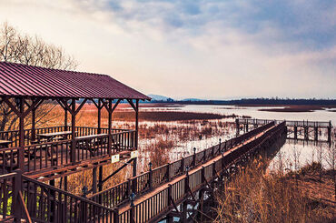 Şelaleler ve Efteni Gölü